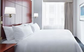 Club Quarters Hotel, Central Loop